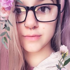 Meet your Posher, Kim